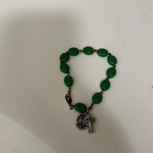 Green clover leaf rosary bracelet
